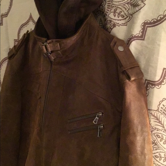 Flavor- hooded leather “Bomber style” men’s coat. - Picture 8 of 11